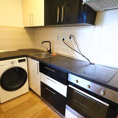 Iassium Airport Apartments Яссы Экстерьер фото